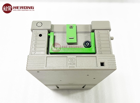 445-0728451 เครื่อง ATM อะไหล่ NCR แคสเซ็ตเงินที่มีล็อค 4450728451